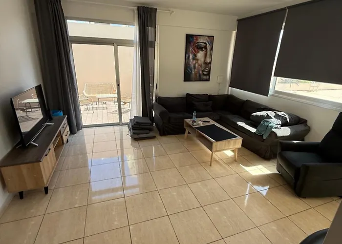 Апартаменти Lux Beachside